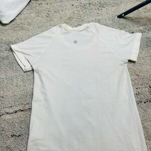 Lululemon White short sleeve swiftly tech